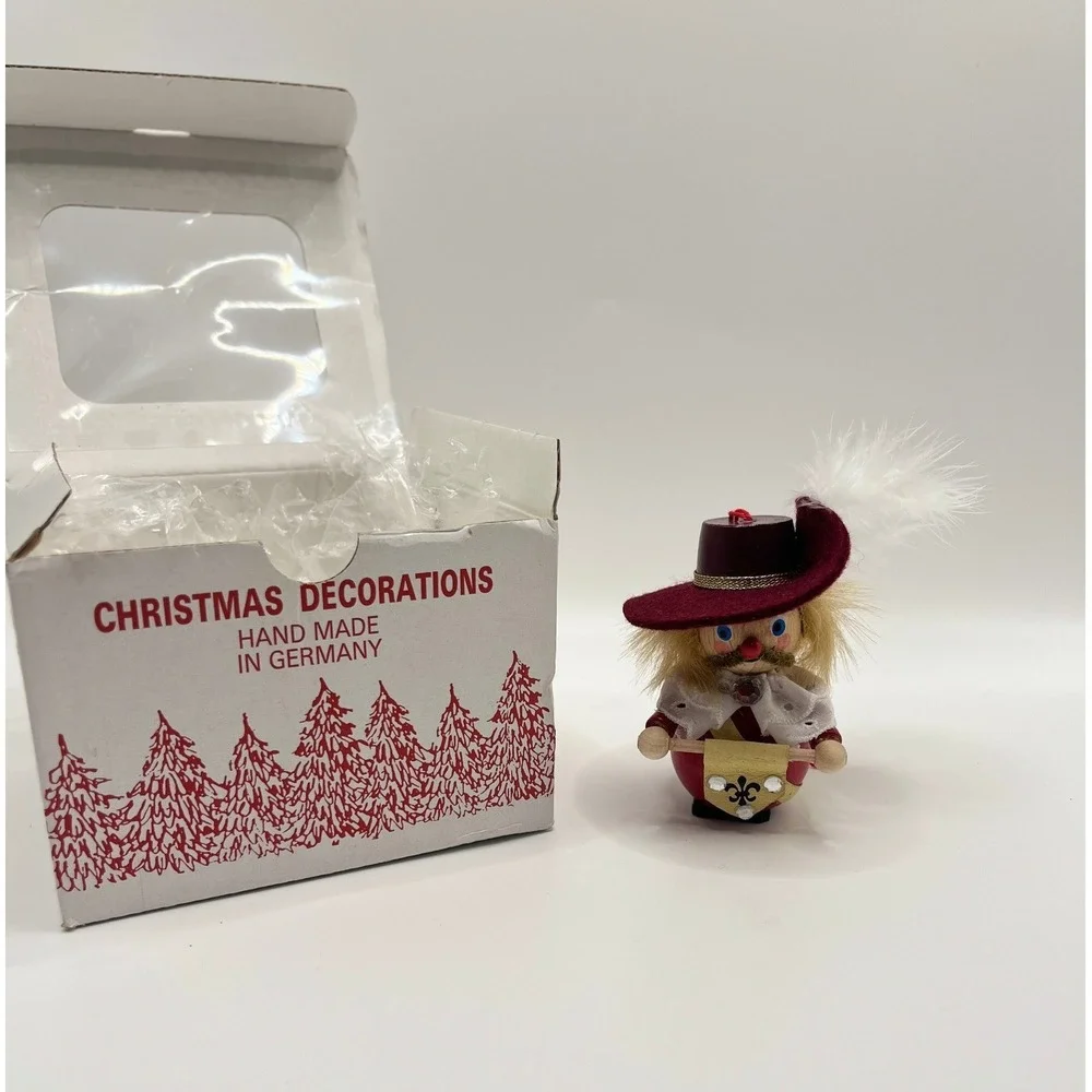 Steinbach German Wood Ornament Musketeer Fleur De Lis Burgundy Hat Handmade NIB